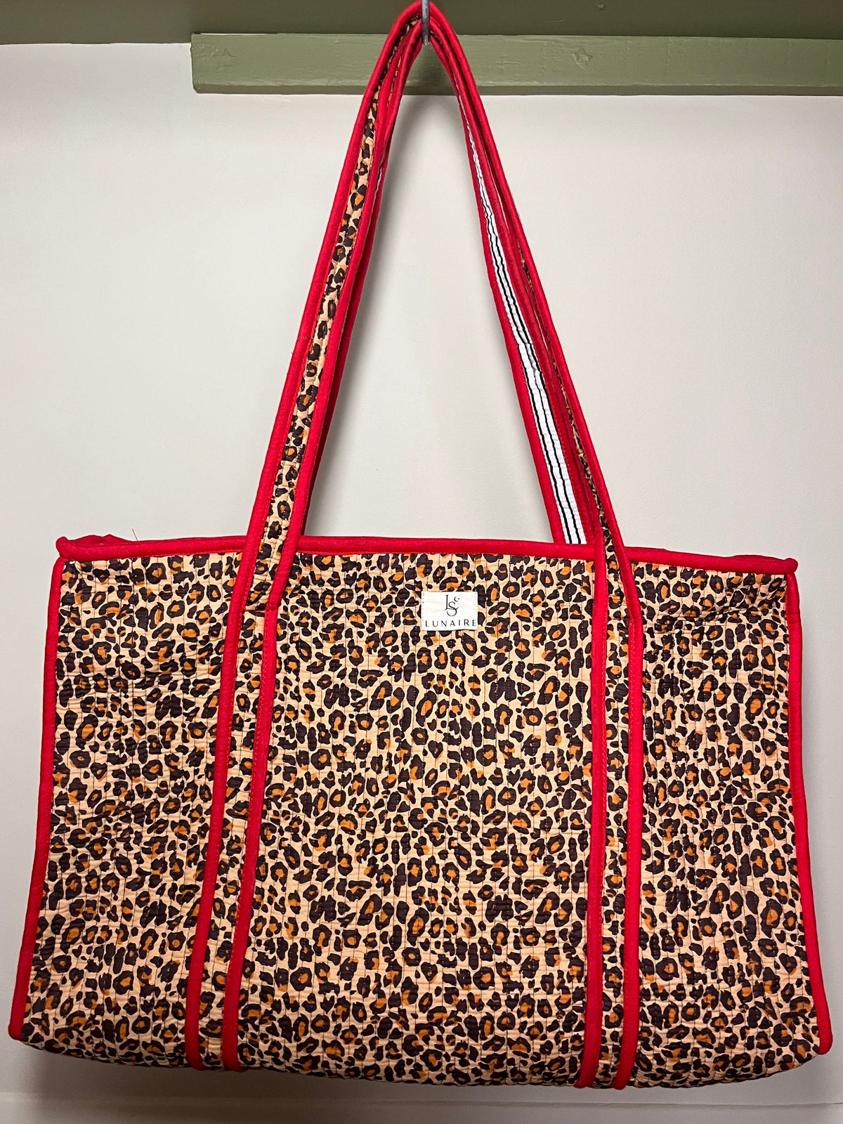 Lunaire Leopard collection