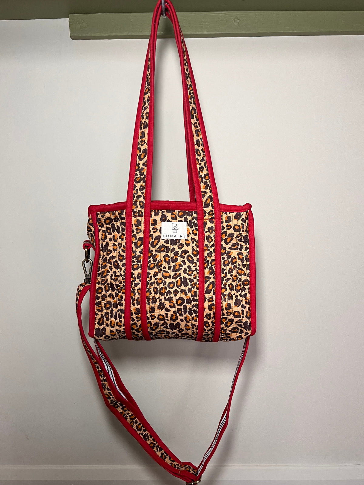 Leopard Print Red Pipe Tote bags