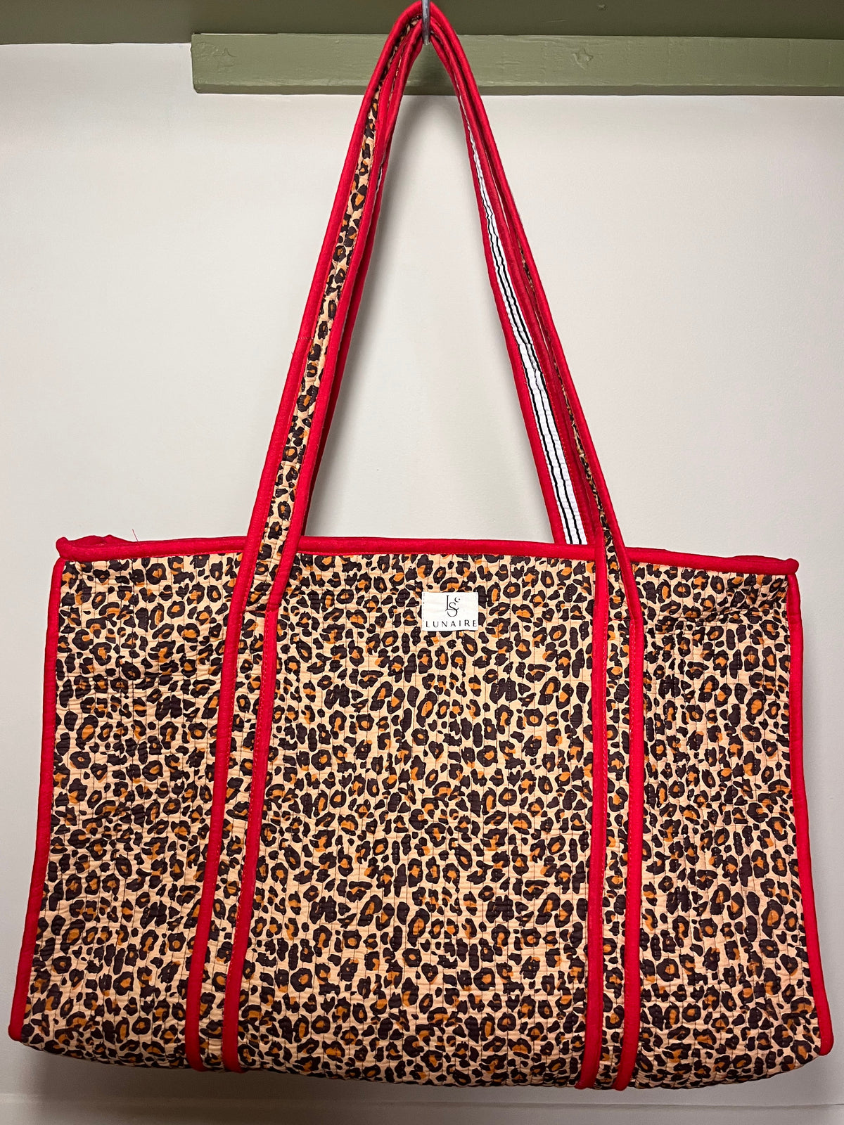 Leopard Print Red Pipe Tote bags