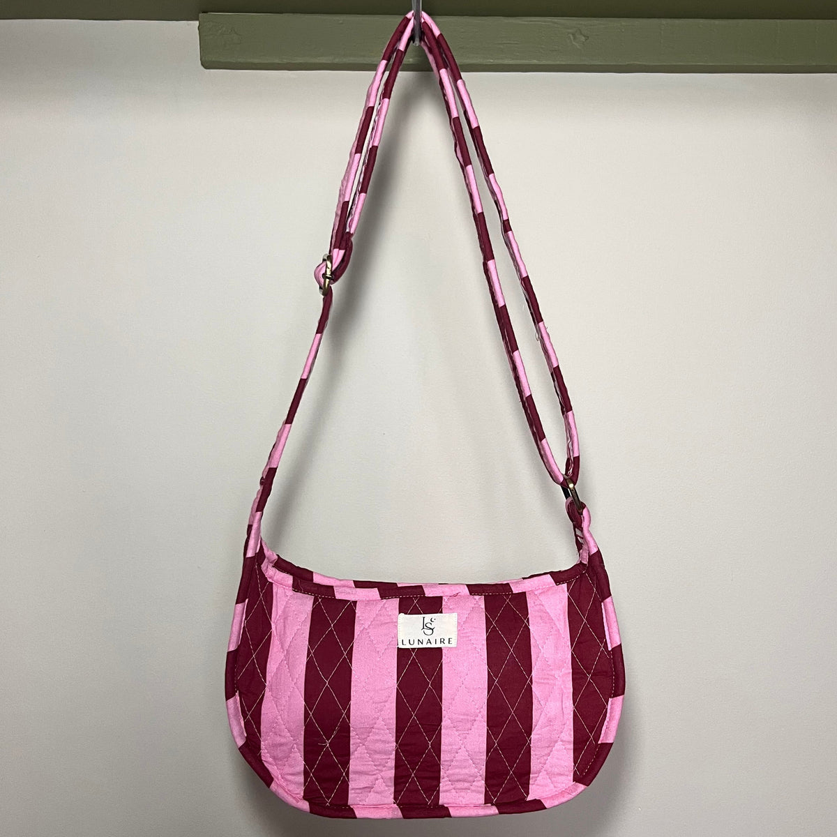 Pink Stripe Tote bags