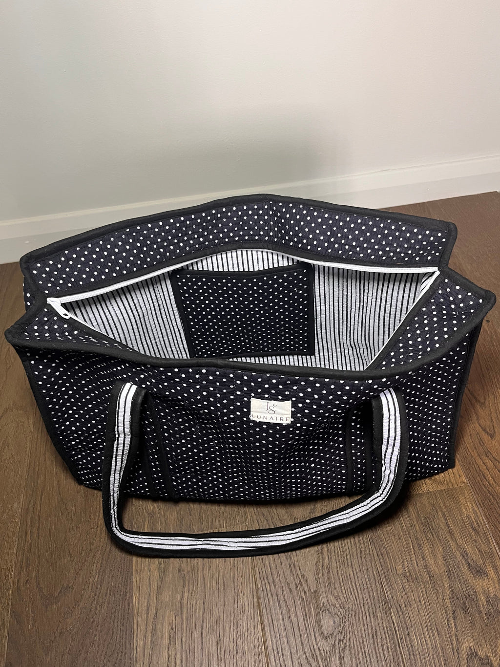 Black Polka Dot Tote bags