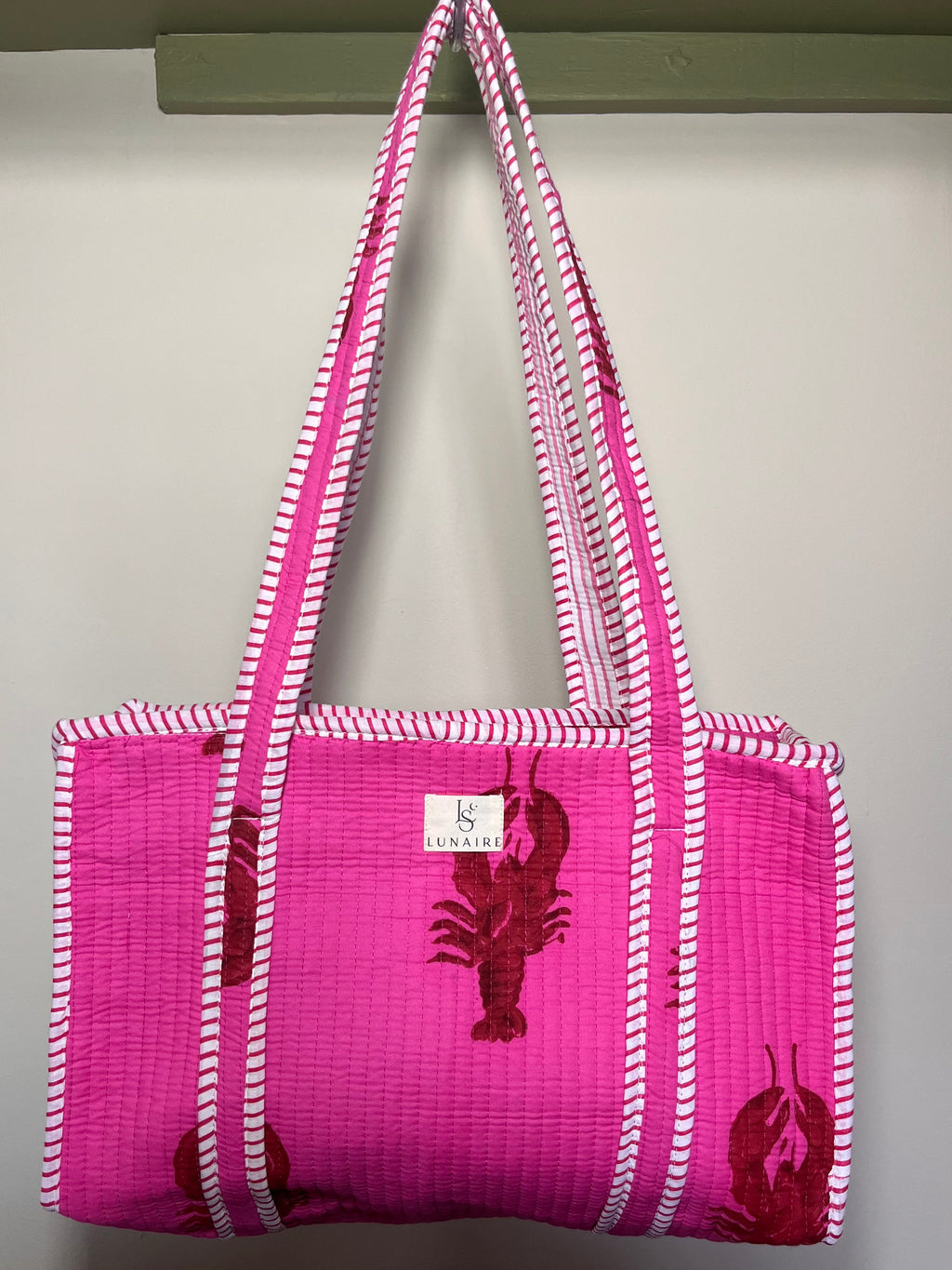 Lobster-Scorpio Tote bags